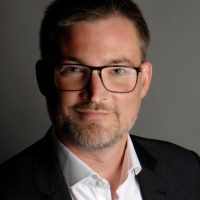 Dr. Jens Schmitz